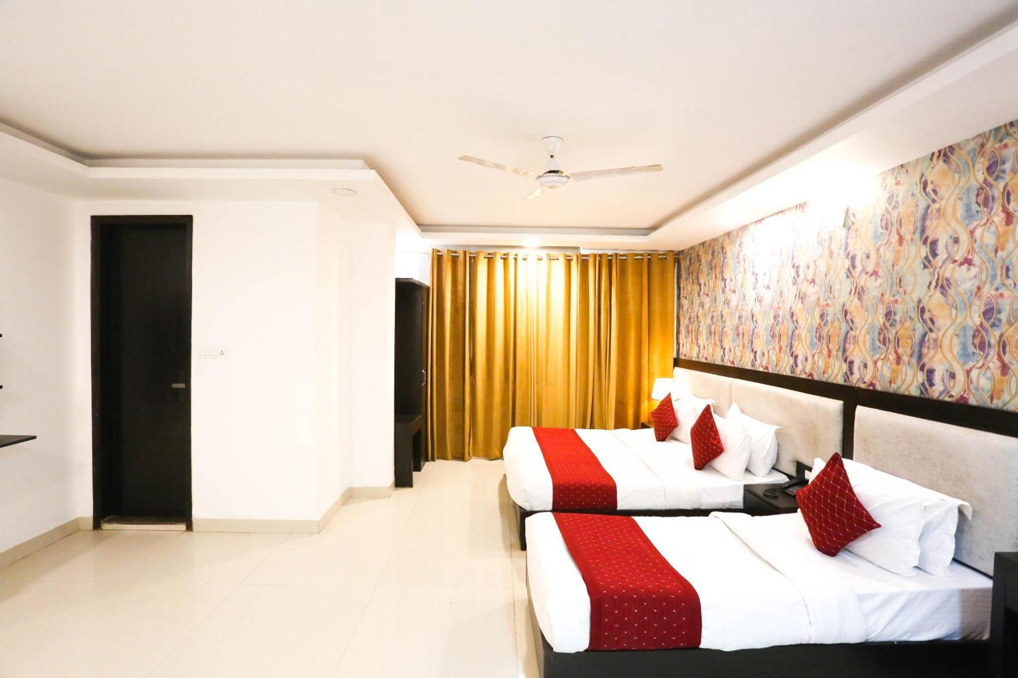 Hotel Aashiyana นิวเดลี ภายนอก รูปภาพ
