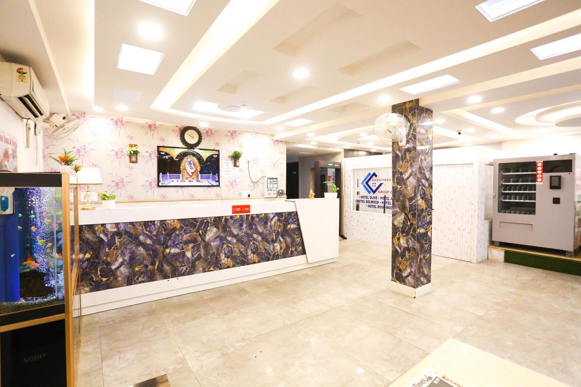 Hotel Aashiyana นิวเดลี ภายนอก รูปภาพ